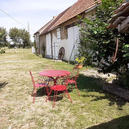 Gite De Gravelle Chavin Bagian luar foto